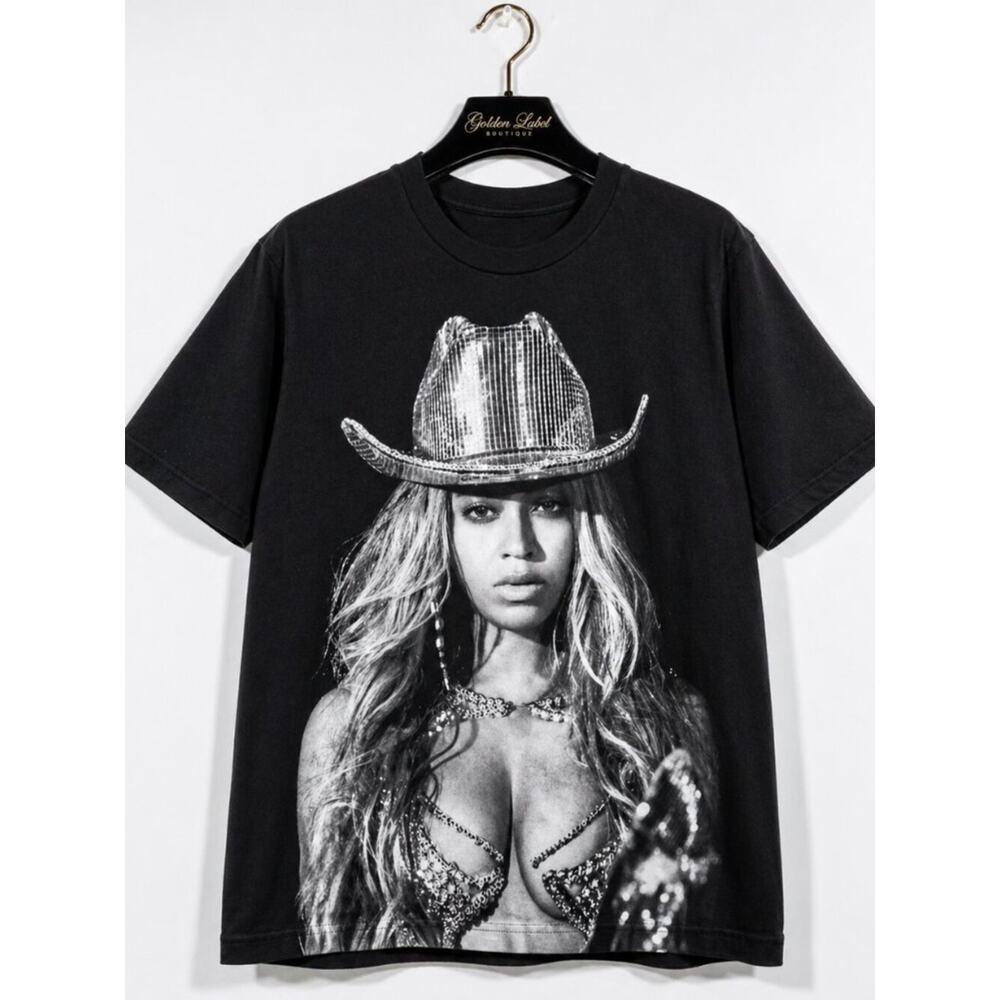 Beyonce Renaissance World Tour 2023 Official Cowgirl T-Shirt Small